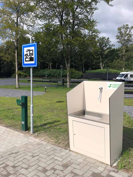 Seijsener Uitstorttafel staand model20 incl. afvoergarnituur